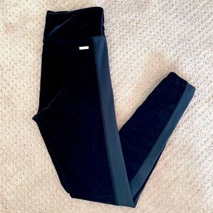 Alala velvet leggings